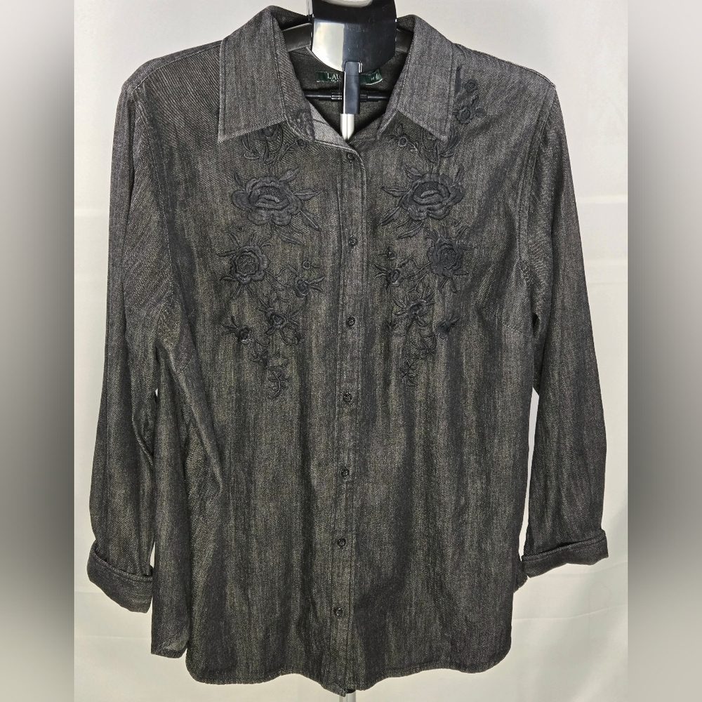 Lauren Ralph Lauren‎ Floral Embroidered Button Up Top, 2X